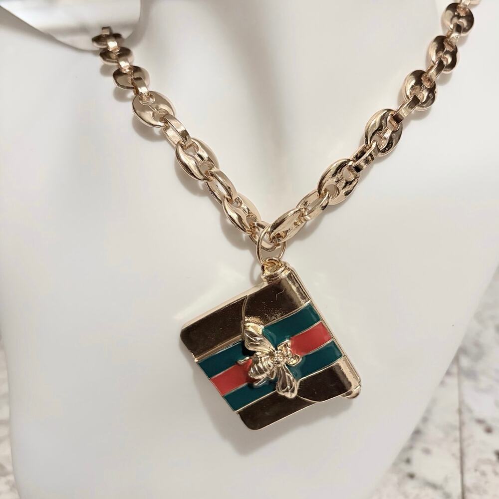 Gold Tone 18” Puffed Mariner Chain Necklace Green Red Stripe Bee Square Pendant